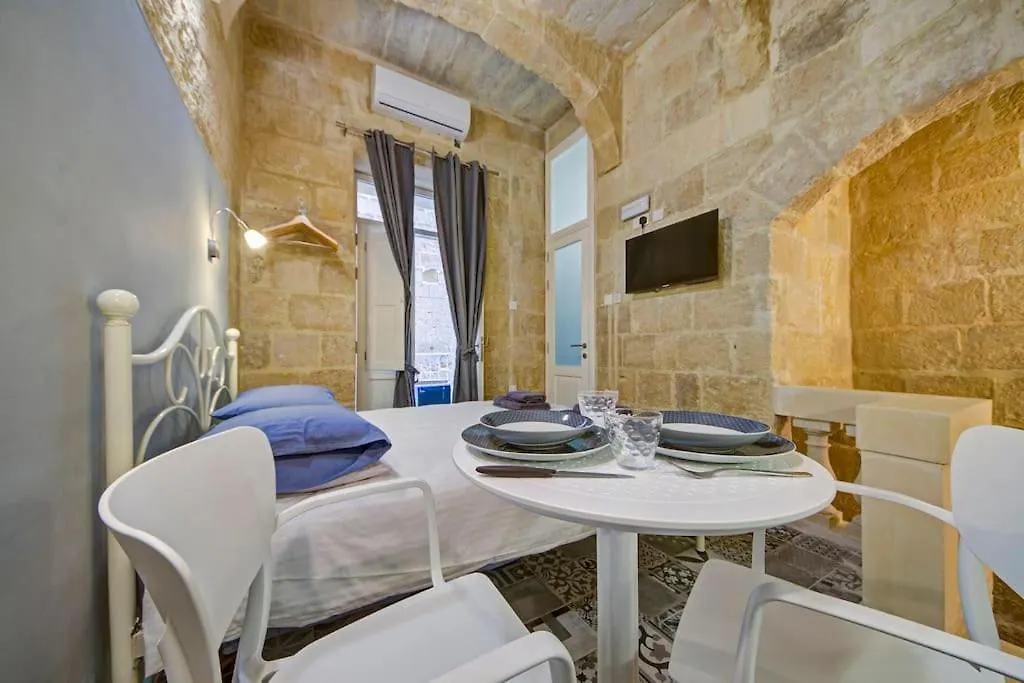 31 Sally Port Valletta Apartment