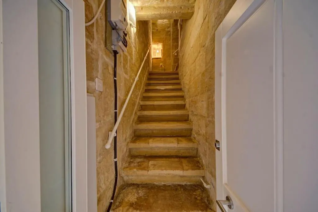 31 Sally Port Valletta