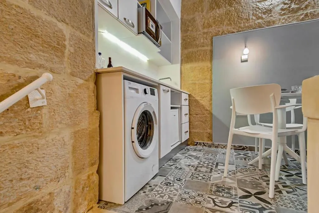 31 Sally Port Valletta 0*,  Malta