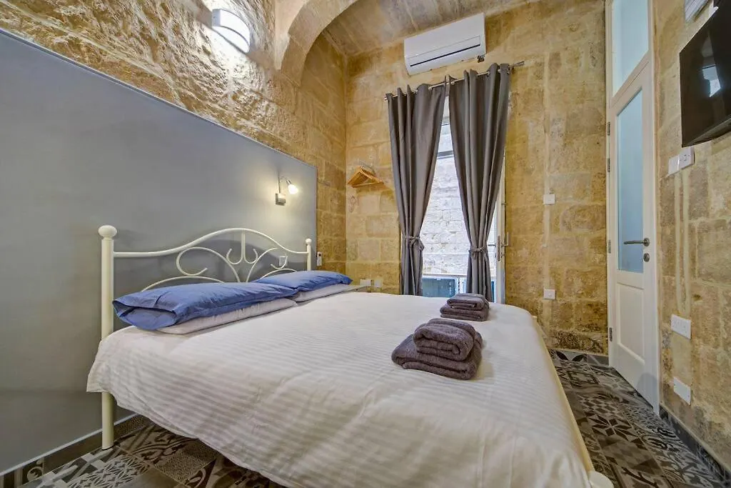 31 Sally Port Valletta Apartment